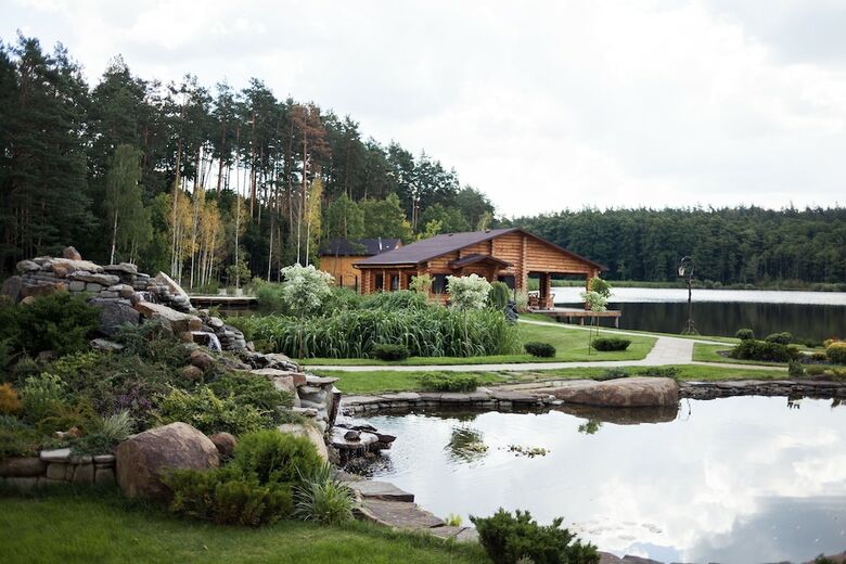 Hotel Charivne Ozero