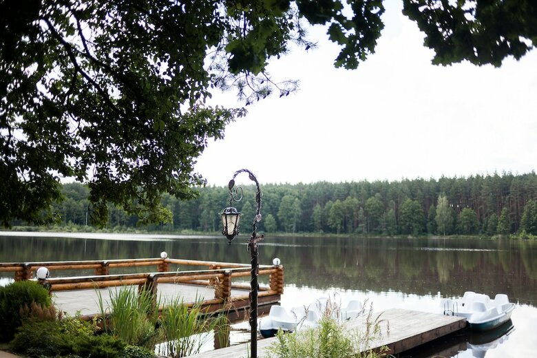 Hotel Charivne Ozero