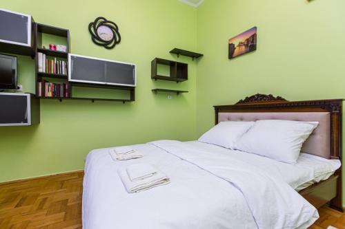 Apartment On Gorodotska 67