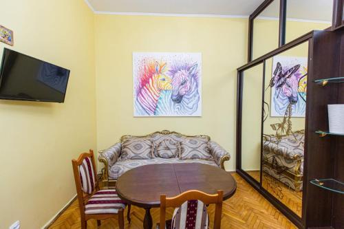 Apartment On Gorodotska 67
