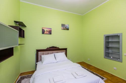 Apartment On Gorodotska 67