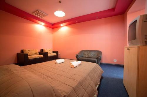 Super Economy Apartment On Gorodotska 33