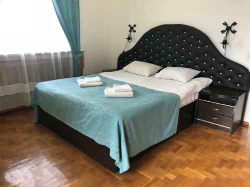 Hotel Fortetsya Malehiv