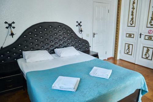 Hotel Fortetsya Malehiv