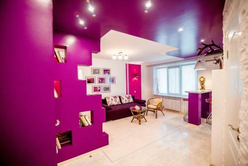 Apartment On Metalurhiv Ave 47