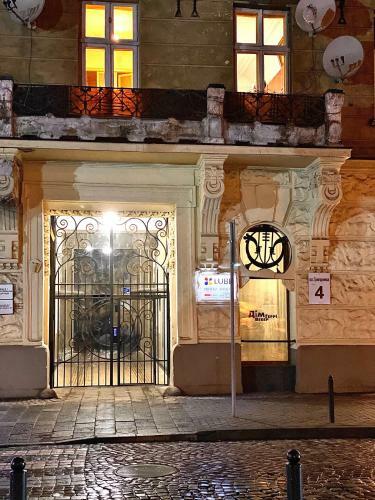 3 Rooms Apartments In The City Centr