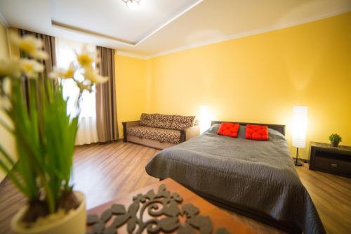 Cozy Apartment In Khmelnitsky Str.
