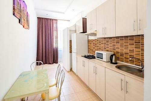 Avangard Liberty Avenue Apartment