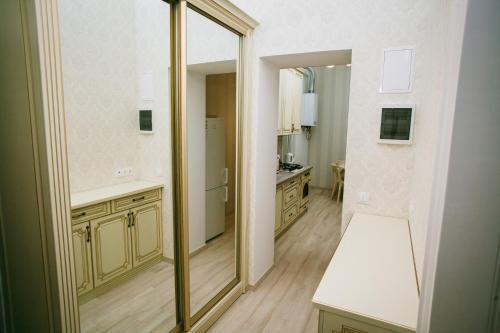 Apartment On Stefanyka 11