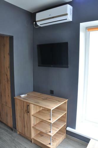 Full House Hotel & Capsule Hostel, Rivne