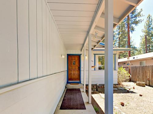 828 Alameda Ave Home