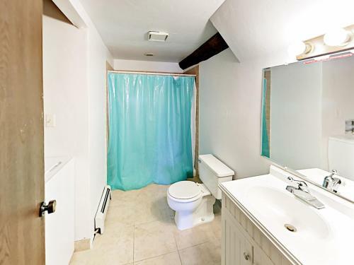 Twelve Bedroom 232 Northside Circle Home