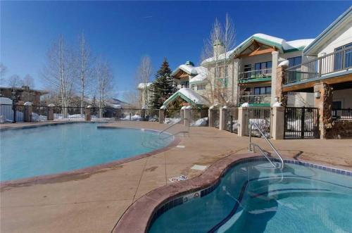 Storm Meadows Club B Condominiums - Cb216