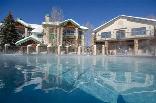 Storm Meadows Club B Condominiums - Cb216