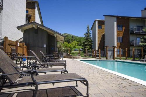 Rockies Condominiums - R2301
