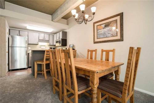 Storm Meadows Club B Condominiums - Cb315