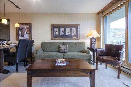 Bronze Tree Condominiums - Bt305