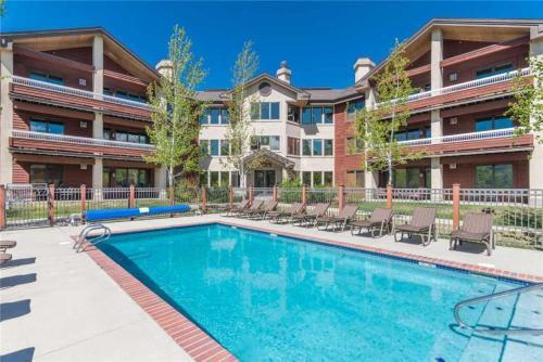 3110 Champagne Lodge, Trappeur's Crossing