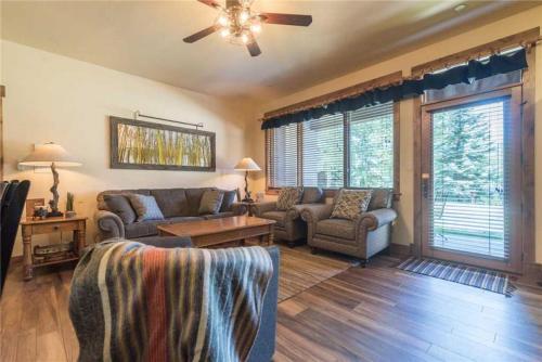 3110 Champagne Lodge, Trappeur's Crossing