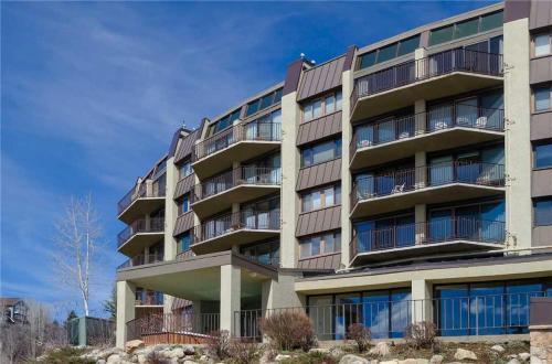 Bronze Tree Condominiums - Bt204