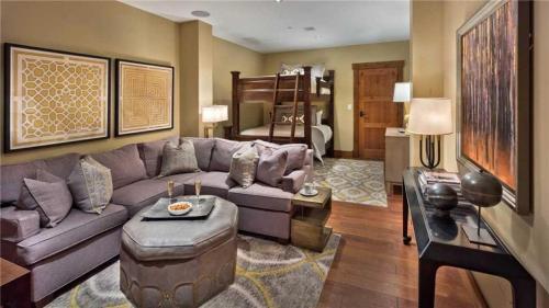 Quandary Peak Penthouse 704