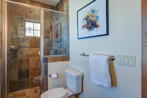 Upscale Majestic Valley Townhome