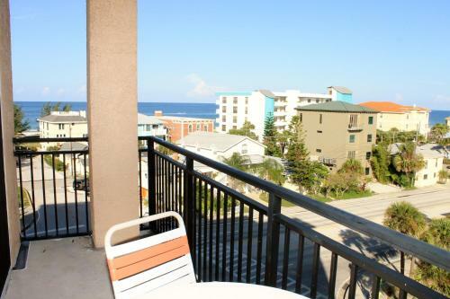Madeira Bay Resort & Spa 512 Apartment