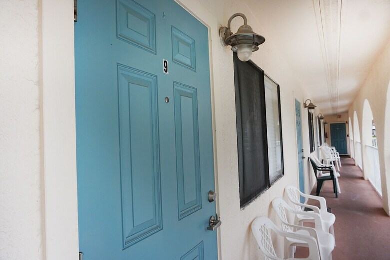 Hotel Redington Surf Resort