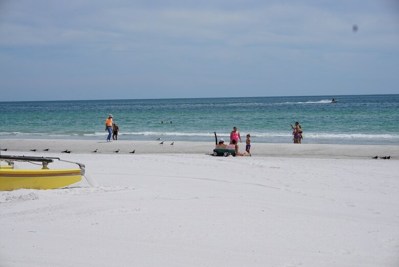 Hotel Redington Surf Resort