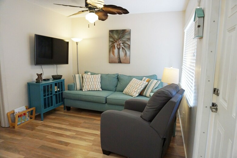 Hotel Redington Surf Resort