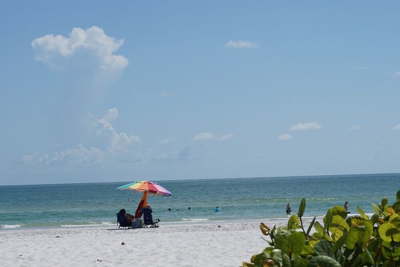 Hotel Redington Surf Resort