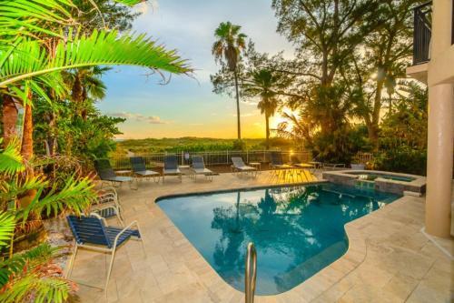 Treasure Island Villa
