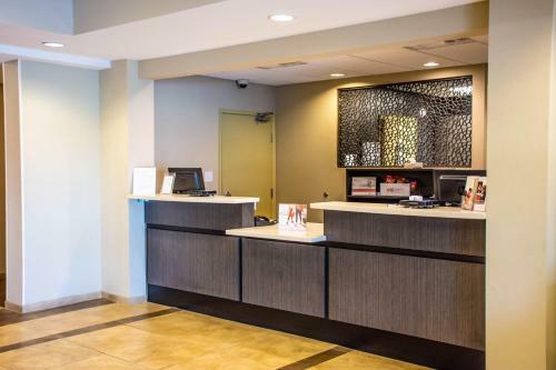 Hotel Candlewood Suites Overland Park