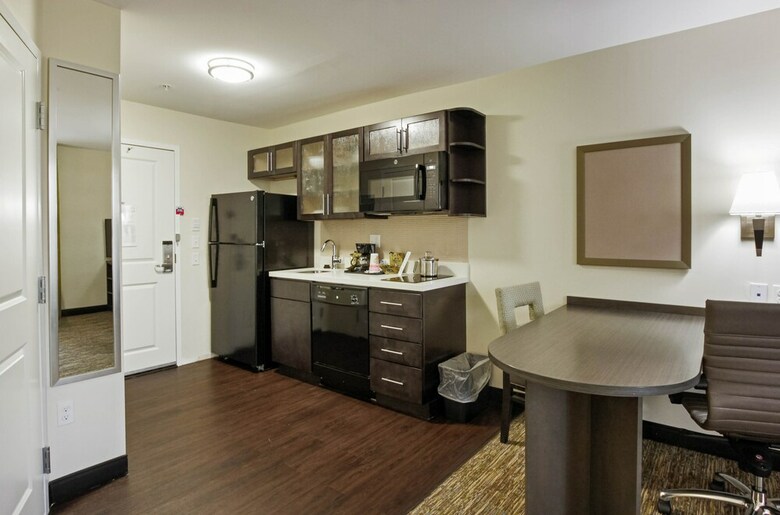 Hotel Candlewood Suites - Brighton