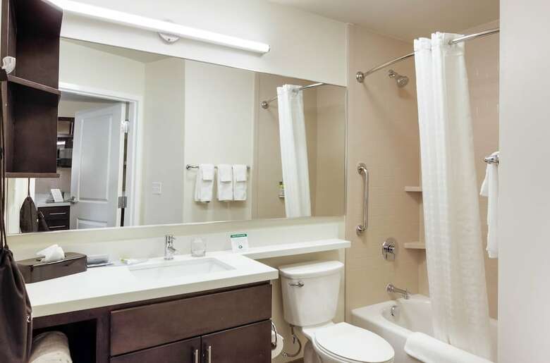 Hotel Candlewood Suites - Brighton