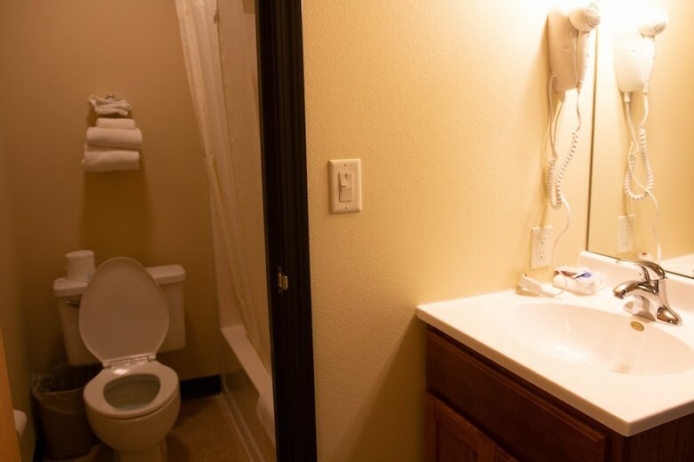 Hotel East Grand Inn