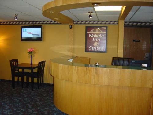 Motel Wakota Inn And Suites