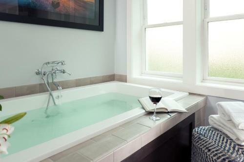 Bed & Breakfast The Hotel Saugatuck - Adults Only