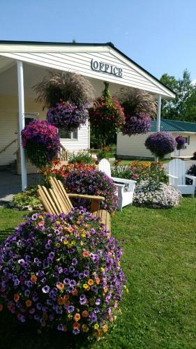 Sunset Motel Of St. Ignace