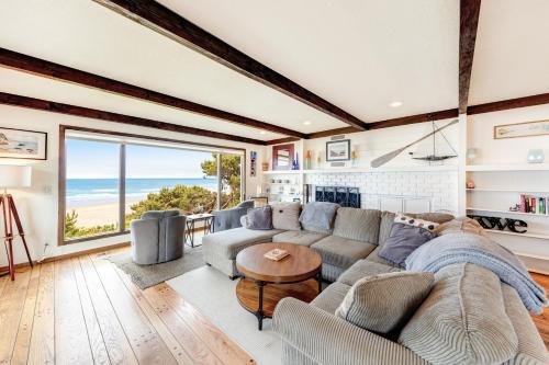 Beachcliff - Private Stairway To The Sand