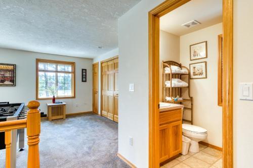 Mt Rainier Lane 07 | Discover Sunriver