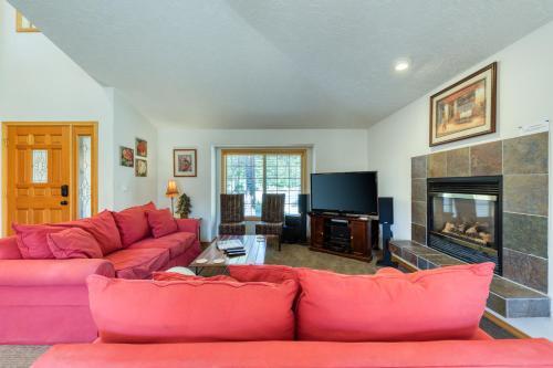 Mt Rainier Lane 07 | Discover Sunriver