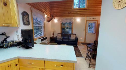 The Cabin At Lydia's Canyon