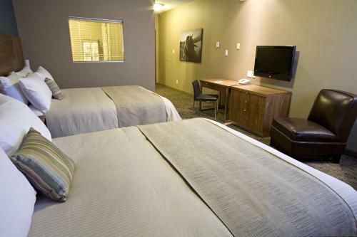 Heritage Inn Hotel & Convention Centre - Pincher Creek