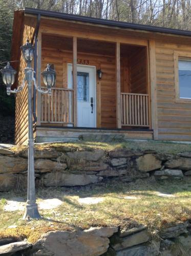 Cottages Du Lac Orford, Unit�s A & B
