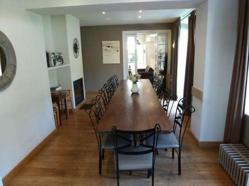 Holiday Home Le Manoir Hastiere Par Dela