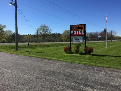 Dunlop Motel