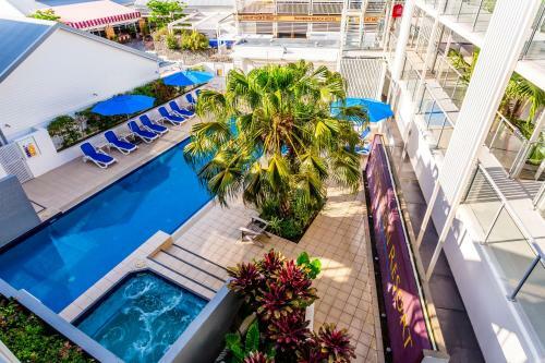 Aparthotel Plantation Resort At Rainbow