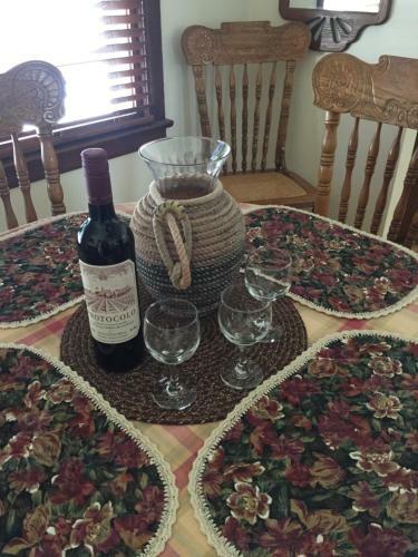 Hostal Capitol Vacations Main Street Cottage