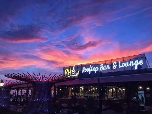 Phung Hung Boutique Hotel